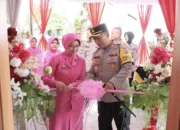 Kapolres Pasbar Resmikan Aula Bhayangkari Tatag Trawang Tungga