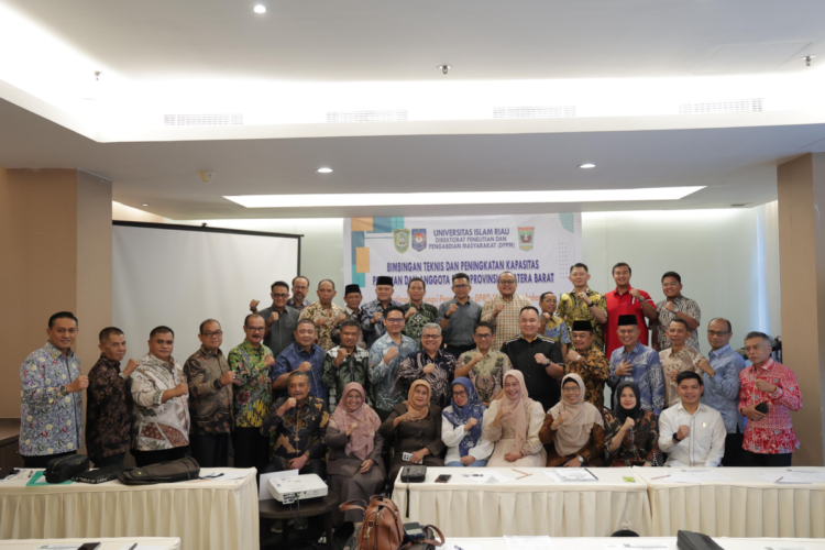 Pimpinan dan angggota DPRD Sumbar saat mengikuti Bimtek dengan tema Optimalisasi Fungsi Pengawasan DPRD melalui Pembahasan LKPJ Kepala Daerah, LHP BPK, dan RPJMD. IST