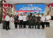 Menteri Nusron Serahkan Sertifikat Tanah untuk Puslatpur Kodiklat TNI AD Terluas se-Asia