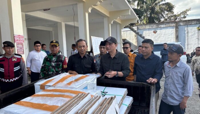 Kunjungi Beberapa TPS, KPU RI dan KPU Sumbar Pastikan PSU Pasaman Berjalan Lancar