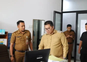 Wako Hendri Arnis Sidak ke BKPSDM dan Bappeda