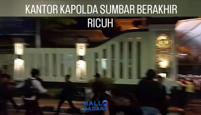 Aksi Damai di Mapolda Sumbar Dibalas Represi, 12 Orang Ditangkap Polisi