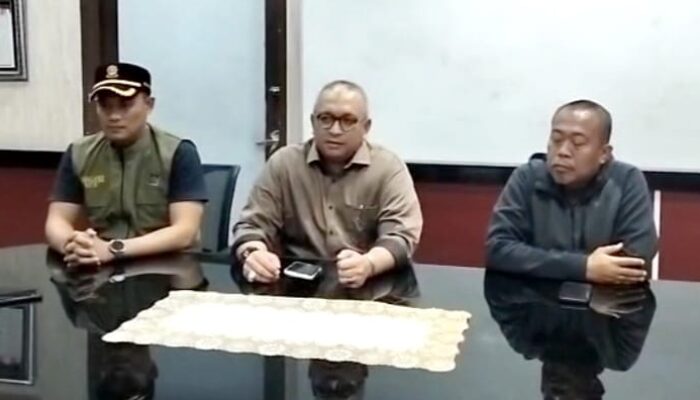 Camat Padang Selatan Digerebek Istri, Langsung Dicopot dari Jabatan