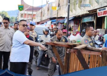 Pemko Padang Panjang Tata Ulang Pasar Pusat, Area Parkir Barat Kembali Difungsikan