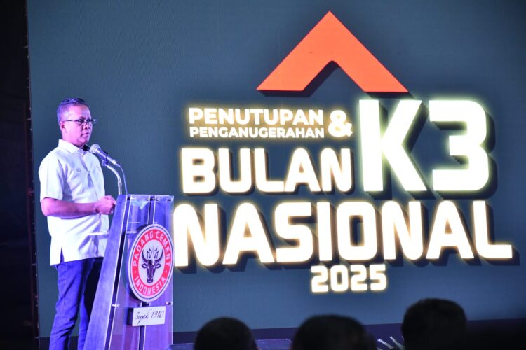 PT Semen Padang menggelar seminar bertajuk "Semua Harus Selamat, Jadikan K3 Sebagai Budaya Kerja" dalam rangka puncak penutupan Bulan Keselamatan dan Kesehatan Kerja (K3) Nasional 2025. IST
