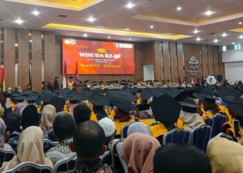 UIN IB Padang Mewisuda 585 Lulusan pada Hari Pertama