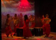 Pertunjukan Asok dari Tungku Bismillahkan Nan Maurak Alek