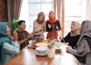 Adab Bertamu dalam Islam saat Silaturahmi Lebaran