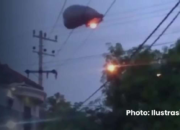 Balon Udara Jatuh dan Timpa Kabel Listrik di Kebumen