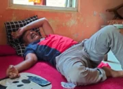 Anggota Satpol PP Agam Babak Belur Saat Amankan Pekat