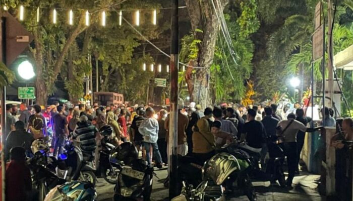 Tuntut Solusi Penertiban PKL, Pedagang Permindo Datangi Rumah Dinas Wali Kota Padang 