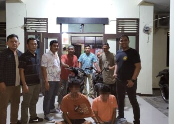 Tim Opsnal Unit Reskrim Polsek Kinali, Resor Pasaman Barat, berhasil meringkus seorang buronan kasus pencurian kendaraan bermotor (curanmor) berinisial E (29), Sabtu (24/5/2025) siang. IST