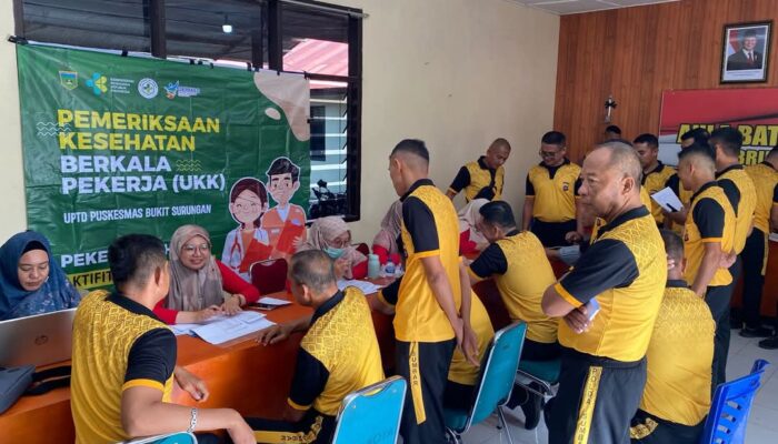 Puskesmas Busur Periksa Kesehatan 54 Personel Brimob