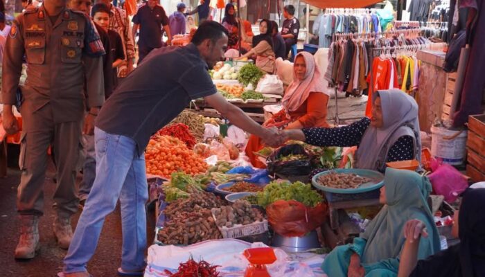 Pemko Padang Panjang Terus Upayakan Kenyamanan Pengunjung Pasar