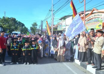 Wawako Lepas Pawai Khatam Qur’an  MDTA dan TPQ se Kelurahan  Rimbo Kaluang