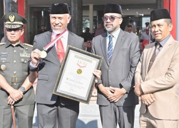 Gubernur Mahyeldi Pimpin Upacara Harkitnas Ke-117 Tahun 2025 Tingkat Provinsi Sumbar