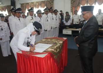 30 Penjabat Wali Nagari se-Pasbar Resmi Dilantik