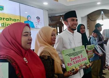 Kelurahan Ngalau Borong Juara, Dominasi Lomba Tanam Cabai dan B2SA Tingkat Kota