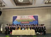 Siap Terjun ke Dunia Kesehatan, 331 Lulusan SMK Kesehatan Genus Diangkat Sumpah