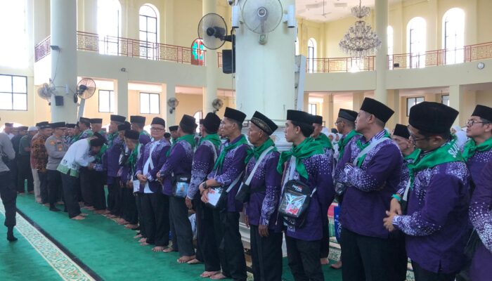 138 JCH Sijunjung Dilepas ke Tanah Suci