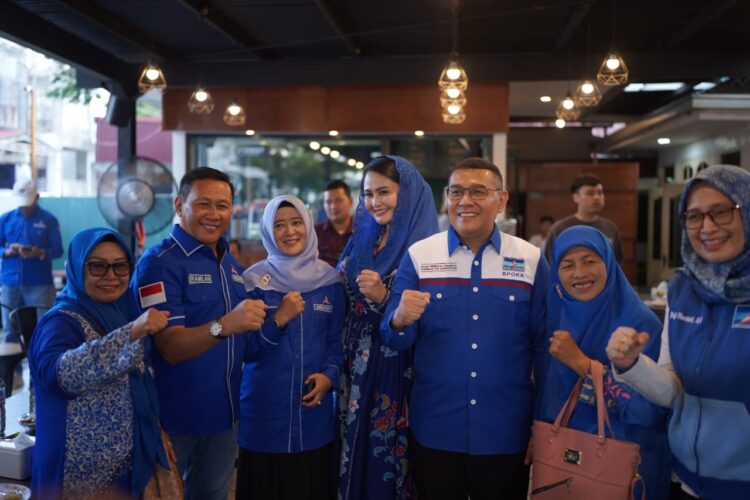 BPOKK DPP Partai Demokrat, Ossy Dermawan, menegaskan pentingnya membangun sinergi antar generasi dalam tubuh partai demi menjamin keberlanjutan kepemimpinan serta penguatan struktur organisasi di Kota Bukittinggi, Senin (19/5). IST