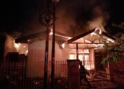 Diduga Berasal dari Dapur, Satu Rumah di Kuranji Hangus Terbakar