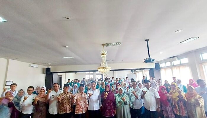 PKL Terpadu Poltekkes Kemenkes Padang Tuntas, Wakil Bupati Padang Pariaman Apresiasi Dedikasi Mahasiswa