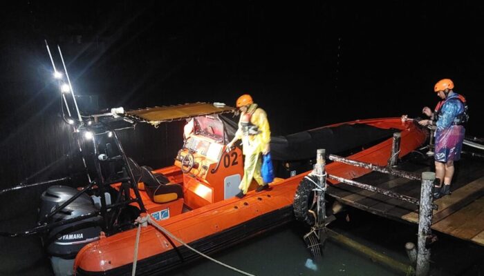 Kapal Nelayan Mati Mesin di Perairan Pulau Air Padang, 7 Orang Dalam Pencarian
