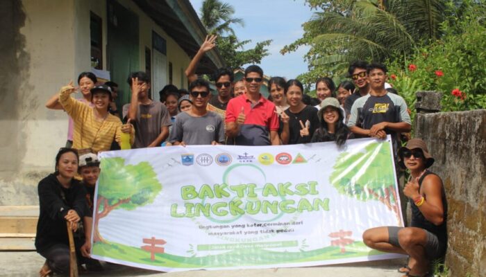 Anak Muda Beraksi melalui Aksi Kerja Bakti Peduli Lingkungan Desa Maileppet