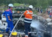 Dua Kapal Terbakar di Bungus, Pelindo Group Kerahkan Armada Pemadam Laut