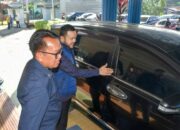 Pemko Padang Serahkan Mobil Operasional ke BNN