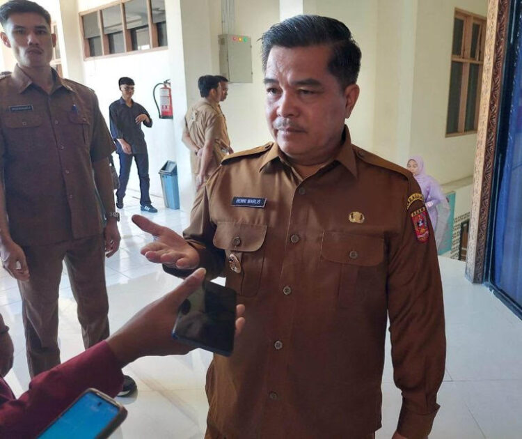 Bupati Agam, Benni Warlis, mengingatkan seluruh pengecer pupuk bersubsidi di wilayahnya untuk mematuhi Harga Eceran Tertinggi (HET) yang telah ditetapkan oleh pemerintah. IST