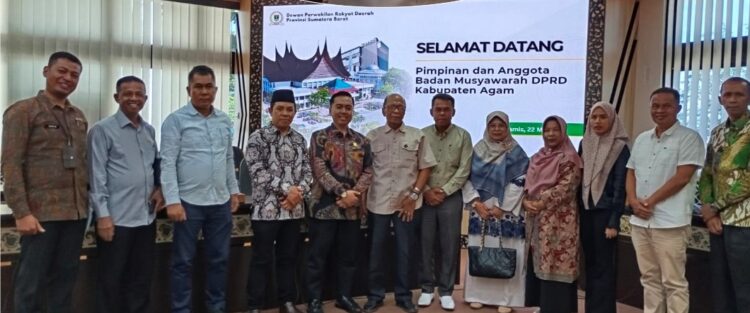 Bamus DPRD Kabupaten Agam melakukan kunjungan kerja ke DPRD Sumbar. IST