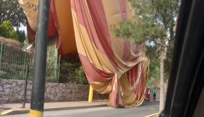 Balon Udara Jatuh di Situs Arkeologi Populer Meksiko, 12 Turis Terluka