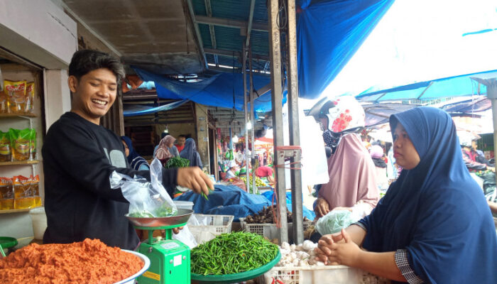 Harga Komoditas Pangan di Solok Selatan Terpantau Stabil