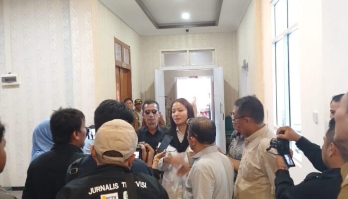 Bupati Annisa Rangkul Swasta dalam Perbaikan Infrastruktur