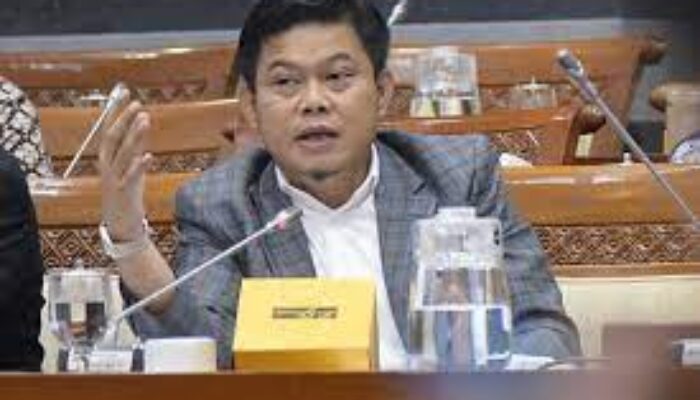 Anggota DPR Minta Usut Ledakan Amunisi TNI