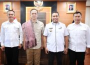 Mentri Transmigrasi RI Bahas Rencana Strategis Peluang Ekonomi