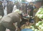 Langgar Trantibum, Puluhan Lapak di Pasar Pariaman Dibongkar