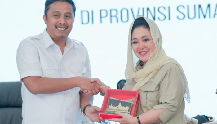 Berkunjung ke Sumbar, Titiek Soeharto Apresiasi Potensi Daerah dan Beri Dukungan bagi Wagub Vasko