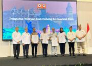 PII Riau Berikan Penghargaan kepada Lima Institusi Strategis Transportasi