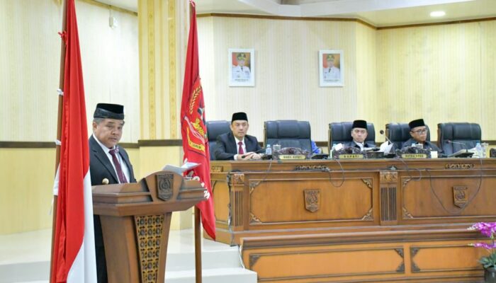 Bupati Agam Sampaikan Nota Pengantar Ranperda Pertanggungjawaban APBD 2024