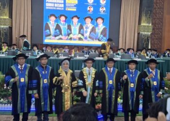 Unand Kukuhkan Lima Guru Besar Fakultas Teknik