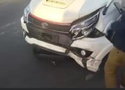 Grand Max Vs Rush, Satu Terguling di Lampu Merah Lapangan Cindua Mato