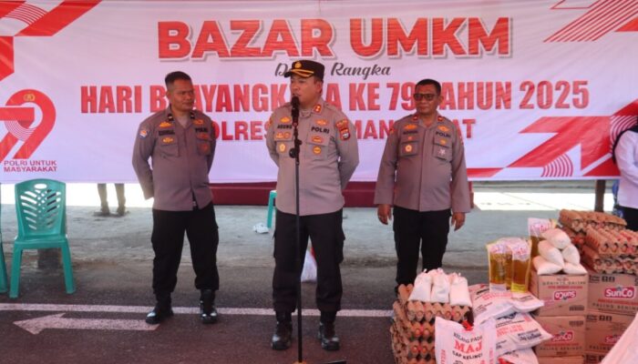 Hari Bhayangkara Ke-79 tahun 2025, Polres Pasbar Gelar Bazar Sembako Murah