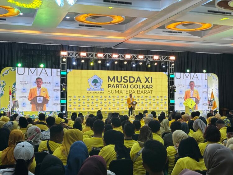 DPD Partai Golkar Sumbar menggelar Musda XI di salah satu hotel di Kota Padang, Senin (30/6/2025). (Fardianto)