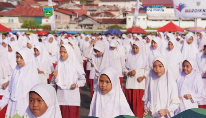 Pemko Siapkan Kartu Padang Panjang Pintar, Gratis Perlengkapan Sekolah bagi Siswa Kurang Mampu