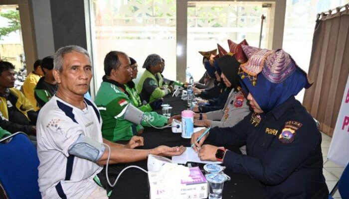 Bakti Kesehatan Polda Sumbar Kumpulkan 547 Kantong Darah