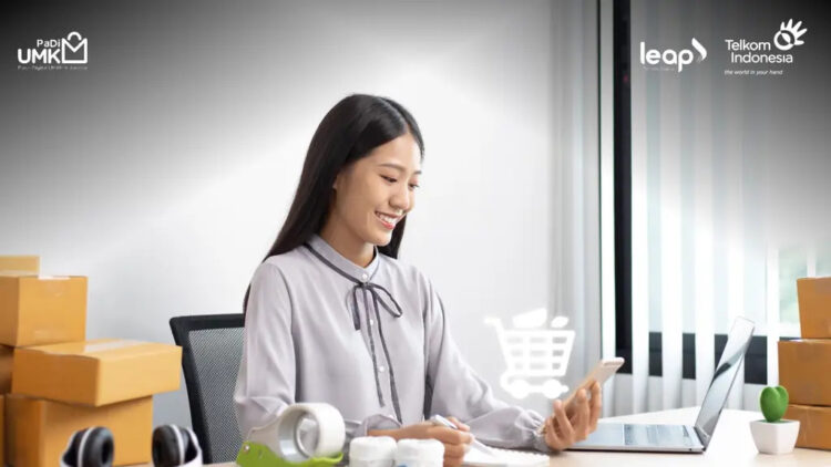 PaDi UMKM sukses tingkatkan efisiensi pengadaan Telkomsel lewat integrasi API, mengotomatiskan proses & mendukung belanja UMKM secara optimal. IST