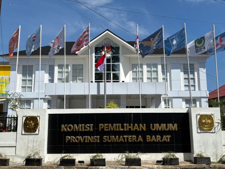 Gedung KPU Sumbar. IST